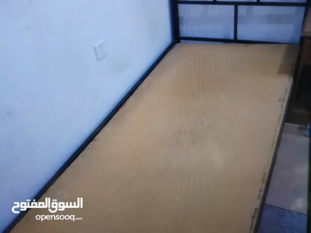 تخت مفرد حديد