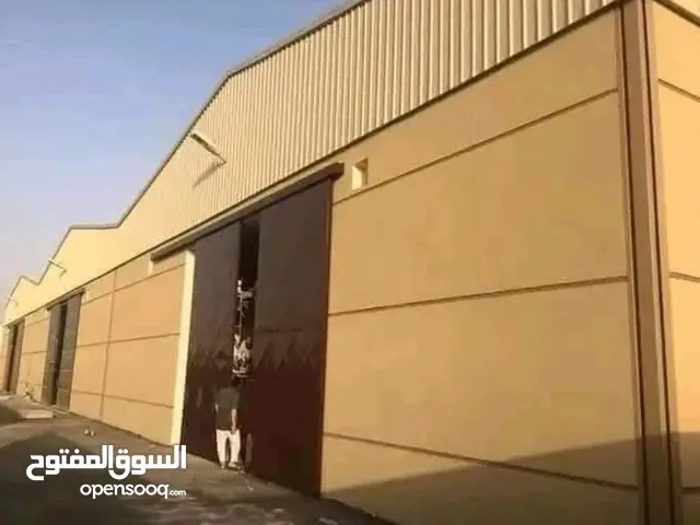 هنجر 700 متر تانى نمره من الطريق الدائرى خلف كار فيكس على شارع 16 متر ويوجد على المباشر