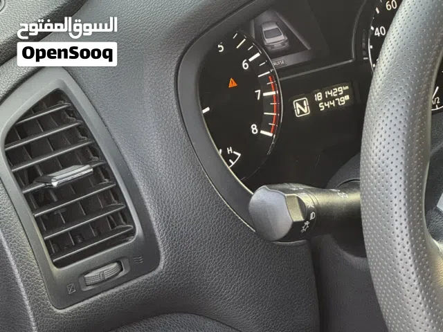 2015 نيسان التيما S