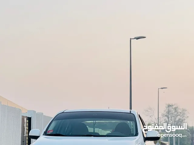 Nissan sunny 2018