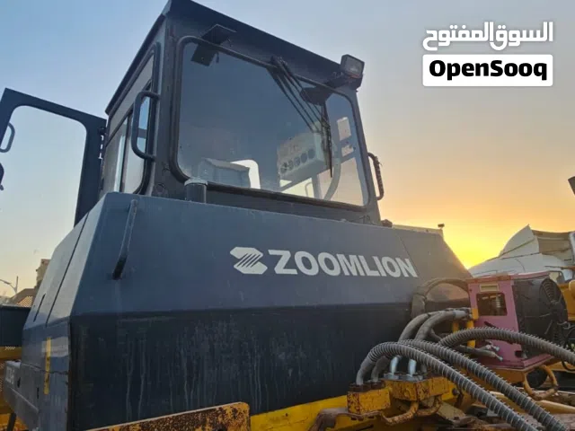 بلدوزرات للبيع