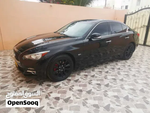 2017 إنفينيتي Q50 Sport