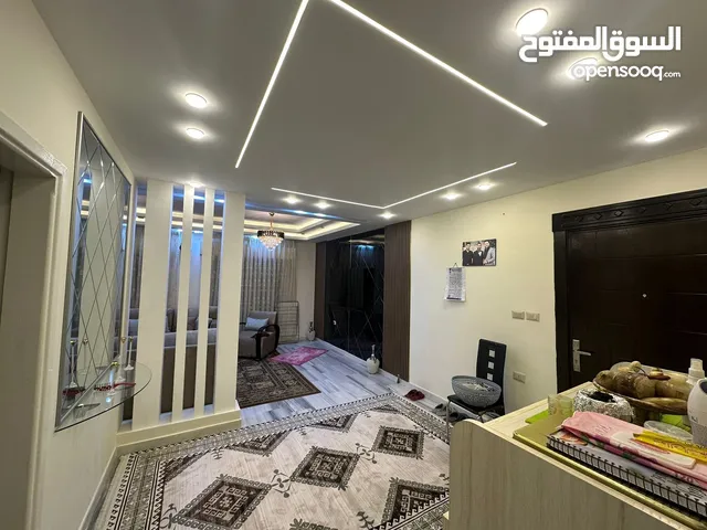 170 m2 3 Bedrooms Apartments for Sale in Amman Jubaiha
