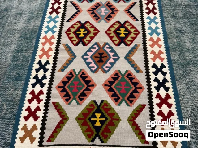 سجادة كليم إيرانية يدوية فاخرة –