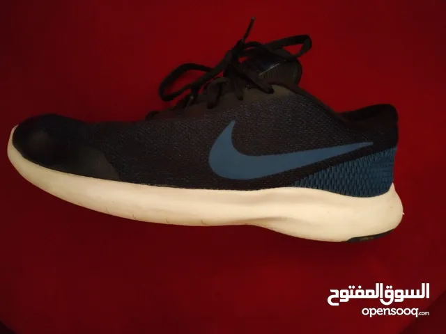 بوت نايك اصلي نمرة 44.5