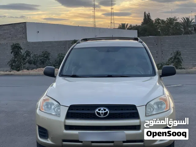 Used Toyota RAV 4 in Tripoli