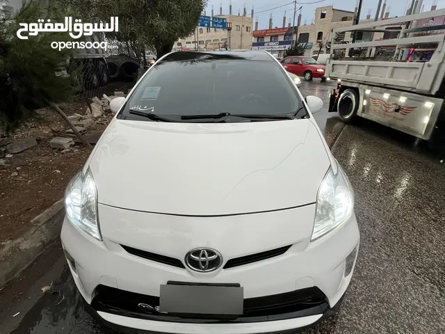 Used Toyota Prius in Amman