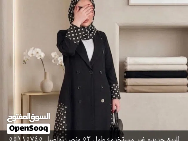 عبايات جديده غير مستخدمه