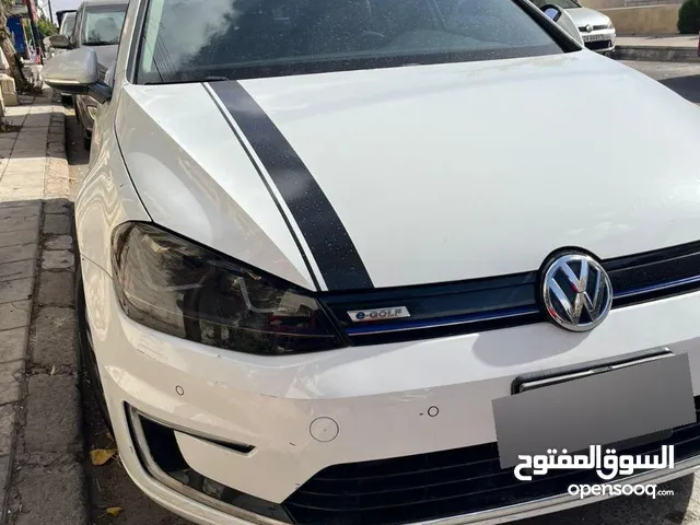 e Golf 2015 بريميوم  كرت ابيض فل كامل