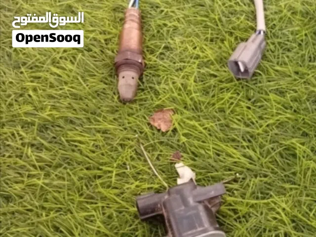 للبيع بعض القطع لكزس ES350 موديل 2020 و كامري 2015 إلى 2017 تابع الصور