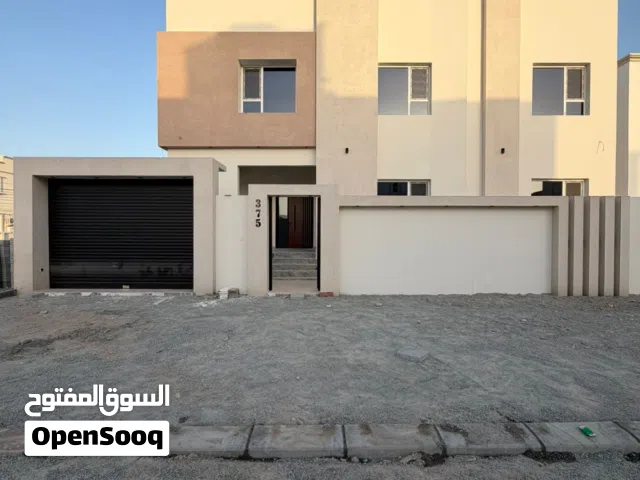 323 m2 5 Bedrooms Villa for Sale in Muscat Amerat