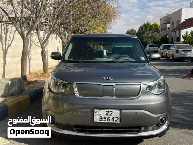 2016 كيا سول LX
