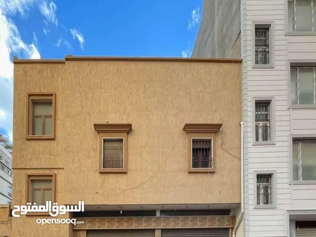 موقع تجاري ممتاز منزل دورين في سيدي حسين يسع حتي 7طوابق بالقرب من الرئيسي