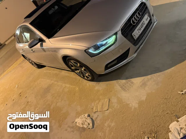 2014 أودي A4 Sedan