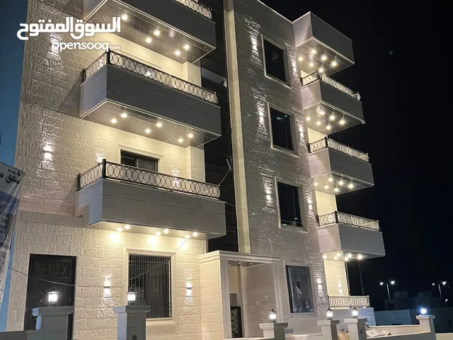 145 m2 3 Bedrooms Apartments for Sale in Zarqa Madinet El Sharq