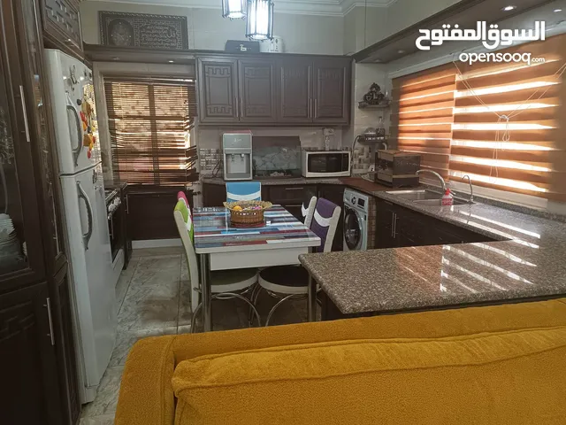 125 m2 5 Bedrooms Apartments for Sale in Zarqa Dahiet Al Madena Al Monawwara