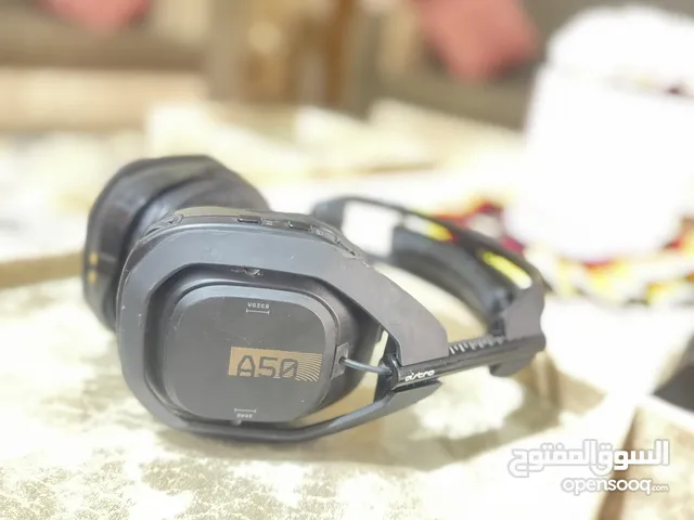 سماعة Astro A50 العملاقة مستعملة بحالة جيدة للبلايستيشن والكمبيوتر