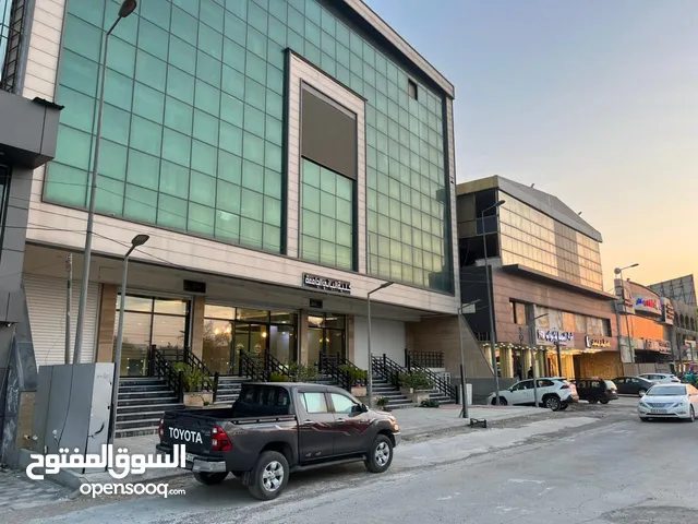 عمارة للإيجار موقع مميز تجاري اليرموك شارع الأردن قرب بانزيخانة اليرموك مساحة 671 م