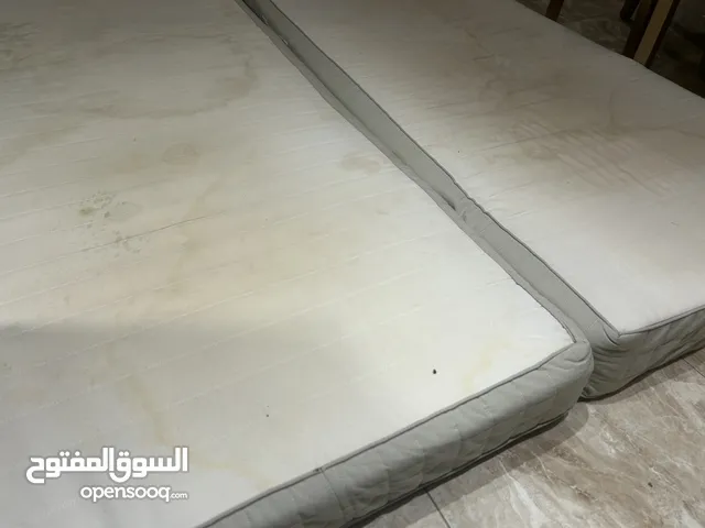 فرشات ايكيا زمبرك مستعمل بحالة جيدة