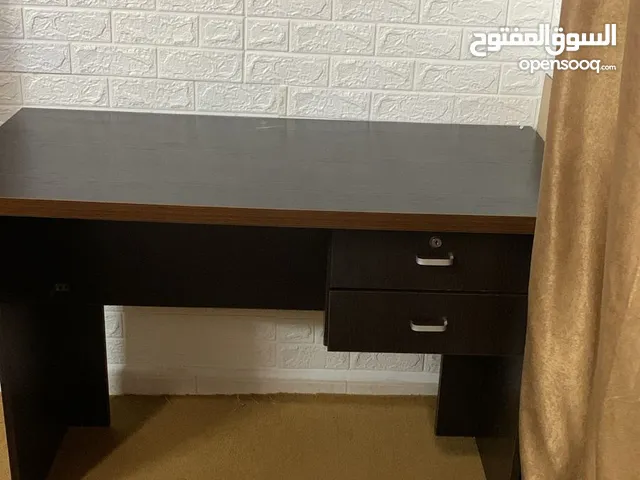 مكتب استعمال بسيط