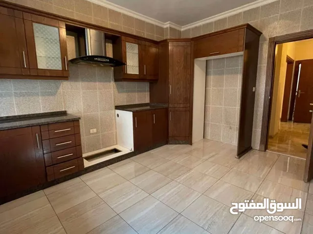 215 m2 4 Bedrooms Apartments for Rent in Amman Khalda