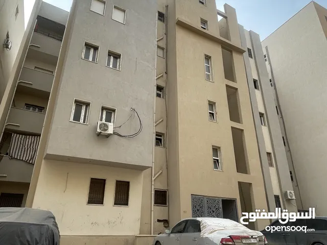 185 m2 4 Bedrooms Apartments for Sale in Tripoli Al-Sidra