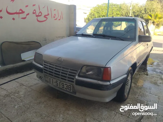 Opel Kadett 1989 in Amman