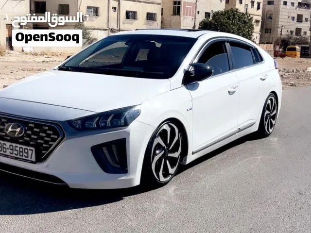 2020 هيونداي ايونيك Standard