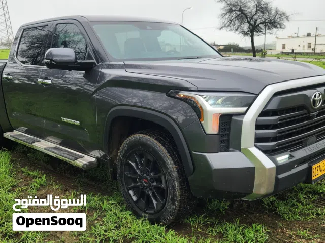 تويوتا توندرا ليمتد دفع رباعي رقم واحد. وارد أمريكي بحالة ممتازة