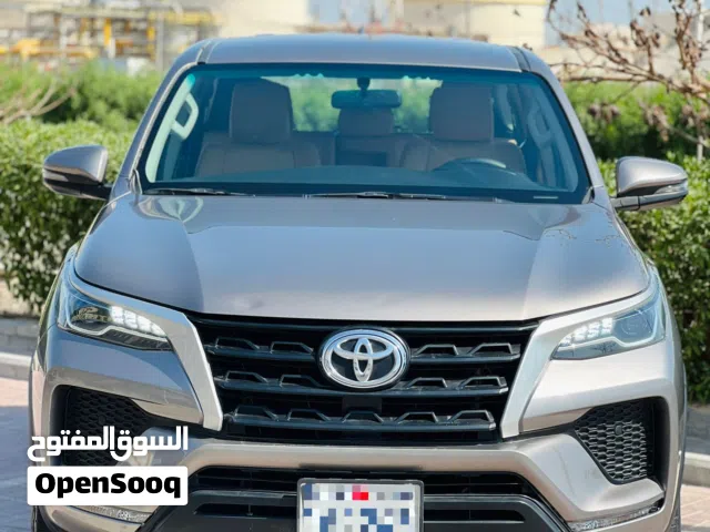 2021 Toyota Fortuner Standard