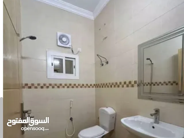 200 m2 3 Bedrooms Apartments for Rent in Jeddah As Safa