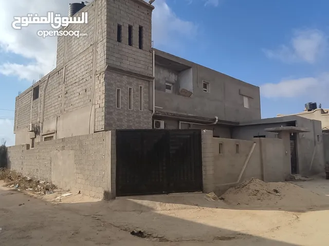300 m2 More than 6 bedrooms Villa for Sale in Benghazi Bodzirah