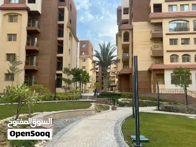 شقه ريسيل  للبيع  121م المقصد الدور التالت  3نوم و2حمام ڨيو مفتوح بالكامل  علي البرج الايقونى ومدينة