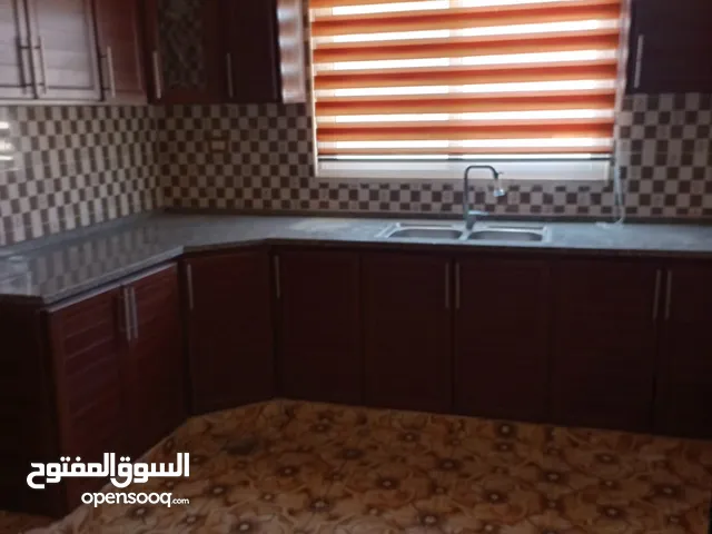 145 m2 4 Bedrooms Apartments for Rent in Zarqa Dahiet Al Amera Haya