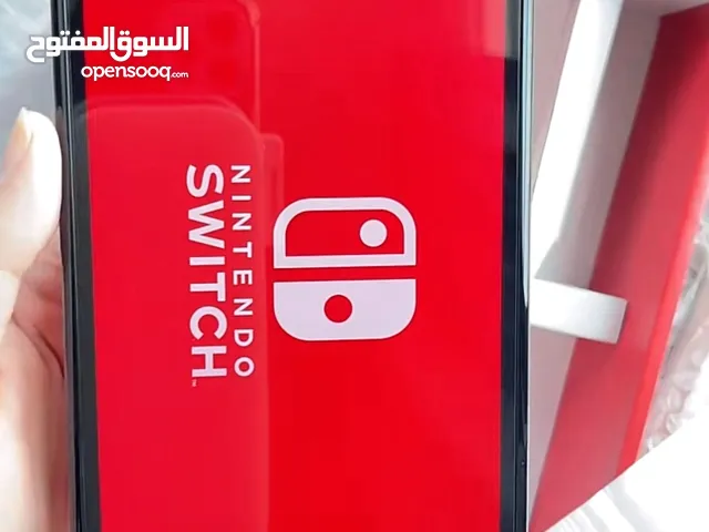 نتيندو اوليد احمر مستعمل شهرين بس و نظيف و مل فيه اي شي