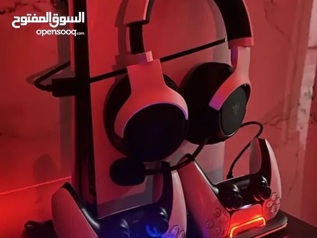 مبرد وشاحن في نفس الوقت لبلايستيشن 5 سلم