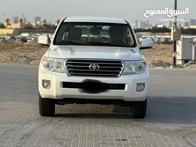 Used Toyota Land Cruiser in Sharjah