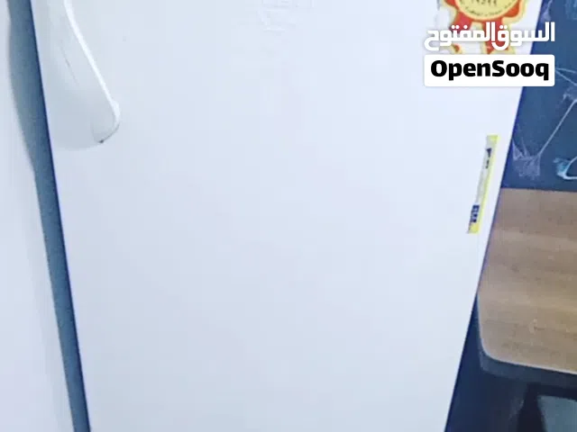 ديب فريزر بحالة جيدة جدا ماركة الاسكا  4 درج