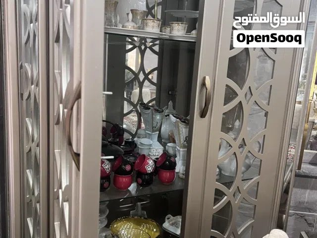 غرفة سفره 8 مقاعد وملحقاتها