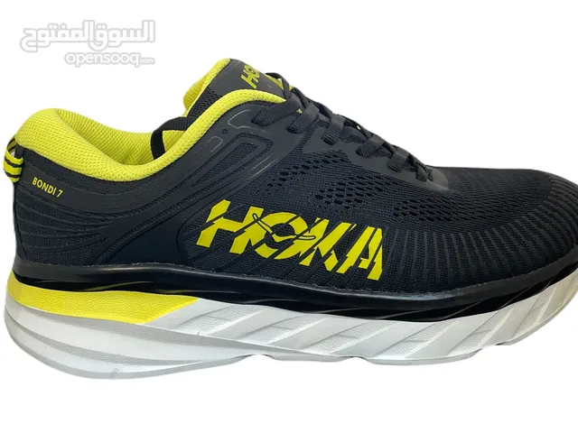 45 Sport Shoes in Al Dakhiliya