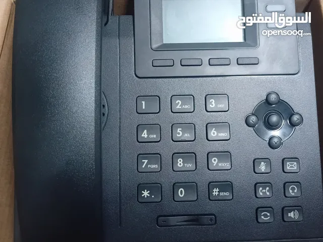تلفون مكتبي يبدل في مكالمات يستخدم في المولات ومكاتب شركات وفي الاداعات المسموعه يستقبل عدت مكالمات
