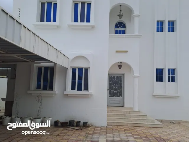 263 m2 More than 6 bedrooms Villa for Sale in Muscat Al Maabilah