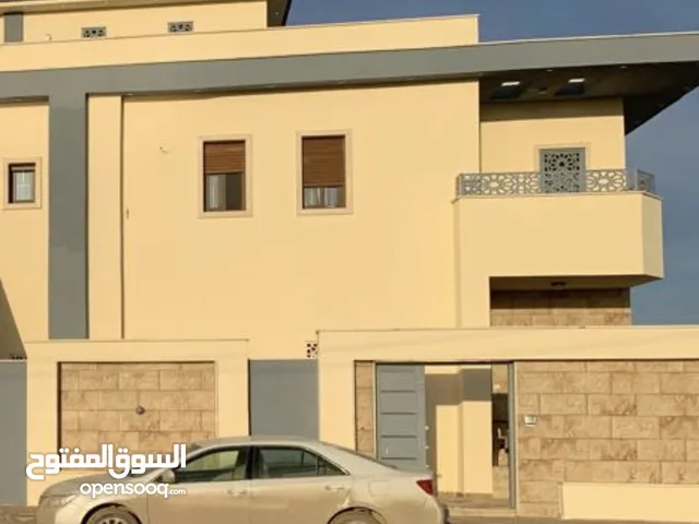 300 m2 More than 6 bedrooms Villa for Sale in Benghazi Bossneb