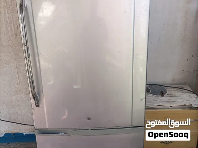 ثلاجه بانسونيك بحاله جيده