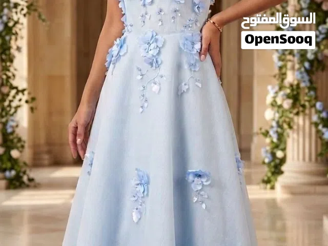 فستان خطوبة سهرة أنيق بسعر مغري