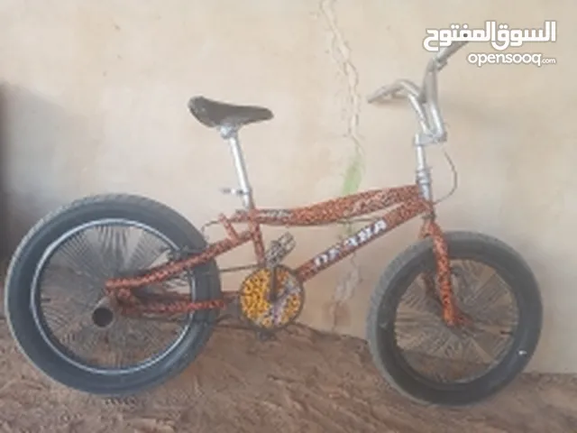 دراجه pmx ربي يبارك الرقم 20 المكان طرابلس المنطقه الخله بالقرب من معسكر اليرموك