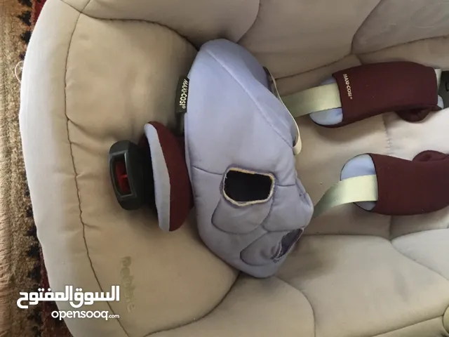 كرسي أطفال سيارة