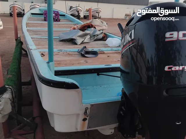 قارب 23جوي ومكينه 90سوزاكي نوع بدون هيدروليك