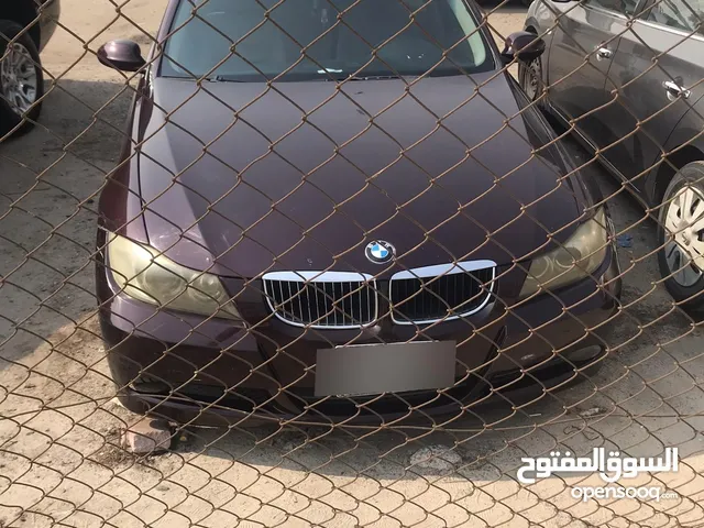 بي ام دبليو 320i