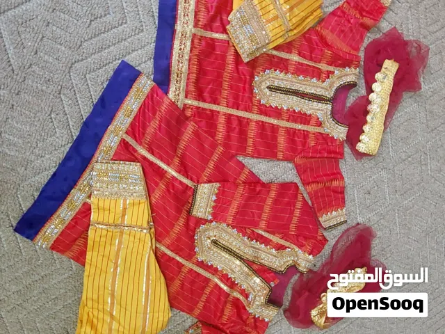 ملابس عمانيه